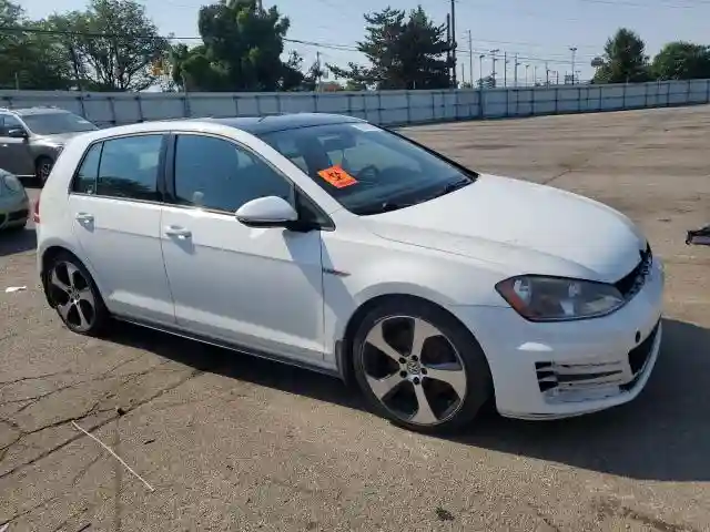 3VW5T7AUXFM009721 2015 VOLKSWAGEN GTI-3