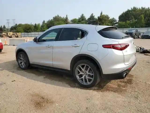 ZASFAKANXJ7C01630 2018 ALFA ROMEO STELVIO-1
