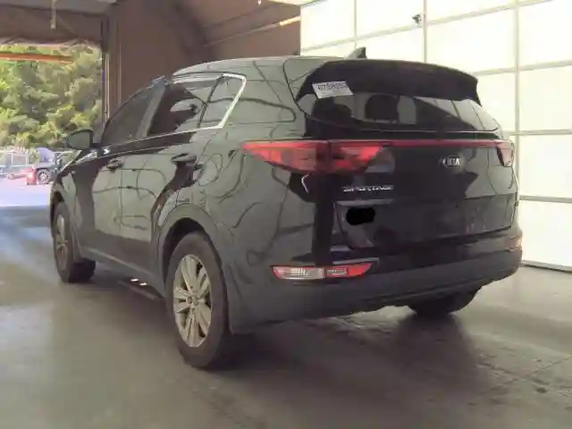KNDPMCAC5J7435926 2018 KIA SPORTAGE-2