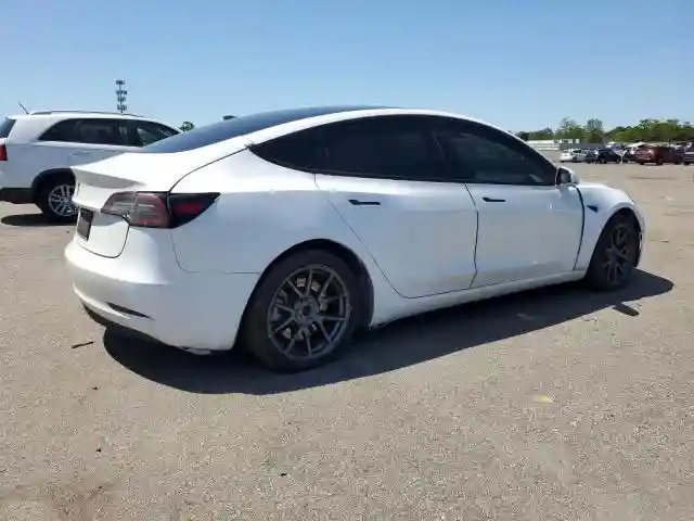 5YJ3E1EA3MF027335 2021 TESLA MODEL 3-2