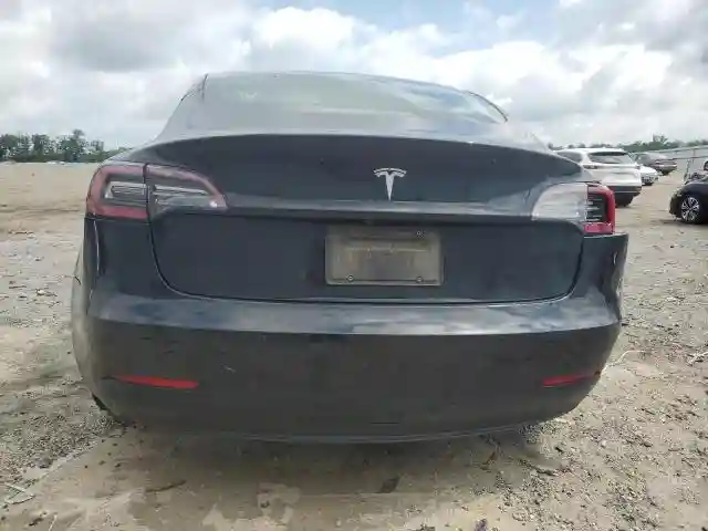 5YJ3E1EAXKF196877 2019 TESLA MODEL 3-5