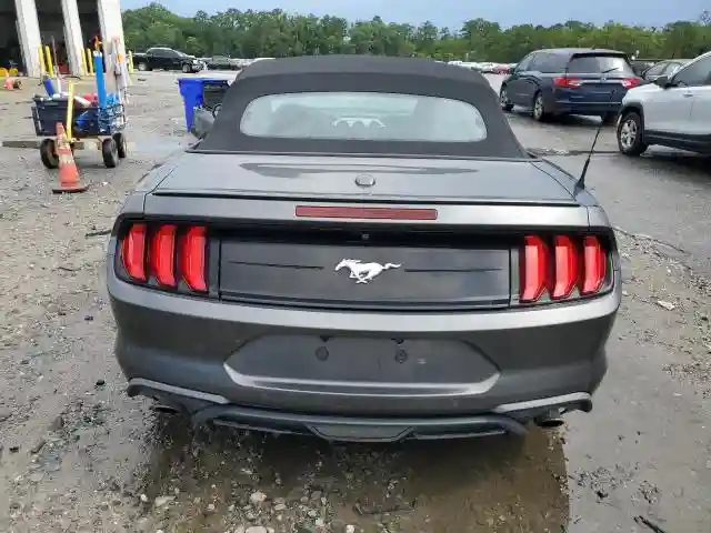 1FATP8UH7J5161740 2018 FORD ALL MODELS-5