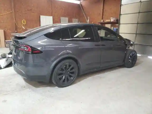 7SAXCBE60NF337262 2022 TESLA MODEL X-2