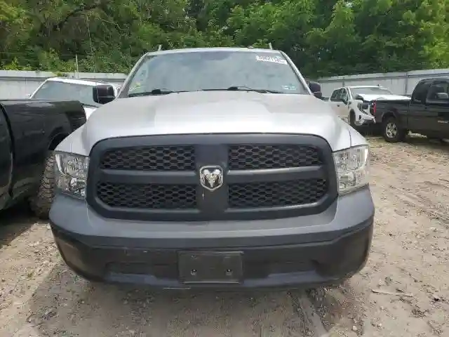 3C6JR7DT6JG130036 2018 RAM 1500-4
