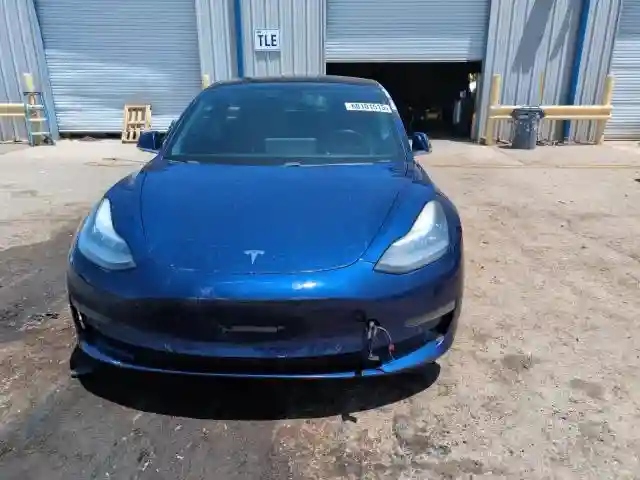 5YJ3E1EBXJF146469 2018 TESLA MODEL 3-4
