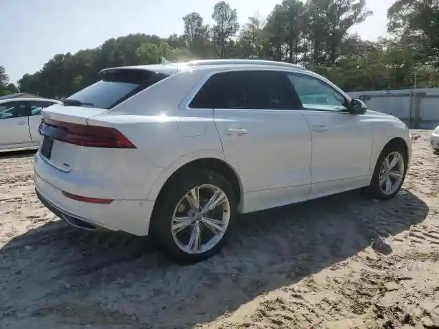 WA1BVAF15KD038166 2019 AUDI Q8-2