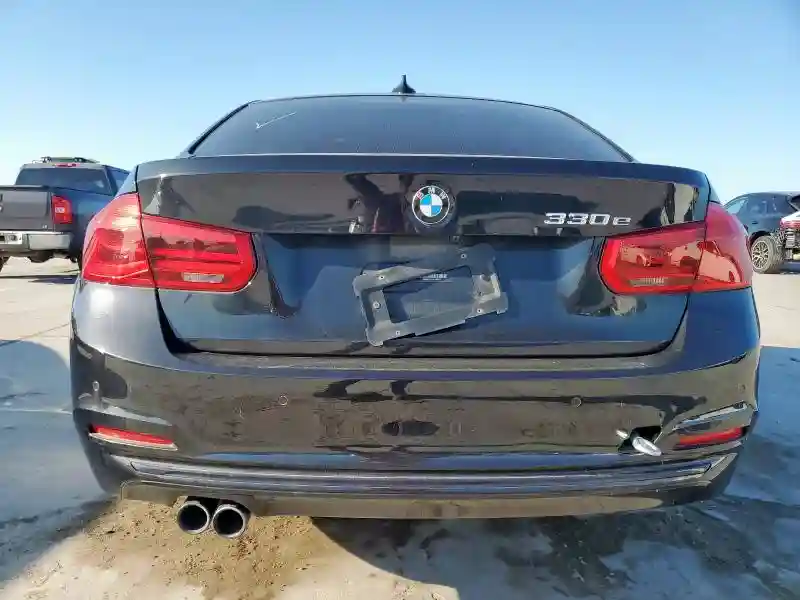 WBA8E1C31HA156504 2017 BMW 3 SERIES-5