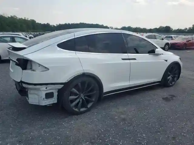 5YJXCBE21HF044498 2017 TESLA MODEL X-2