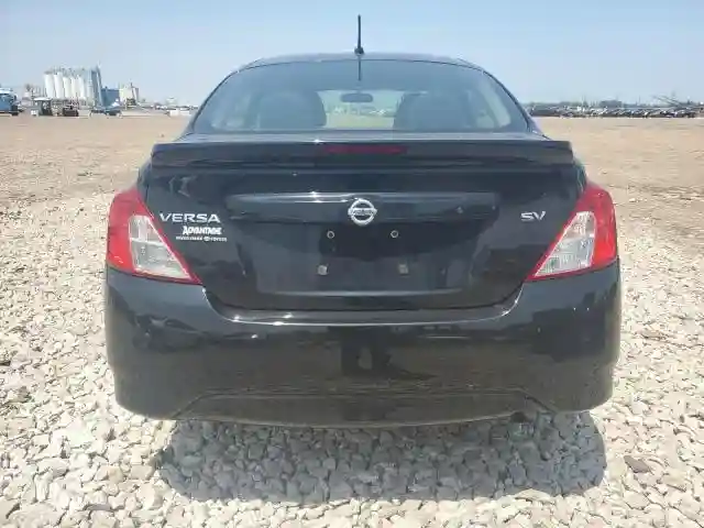 3N1CN7AP3JL823144 2018 NISSAN VERSA-5