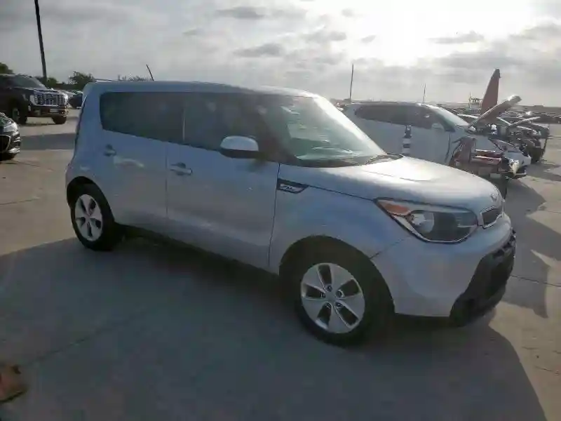 KNDJN2A23G7853432 2016 KIA SOUL-3