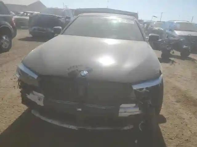WBAJB1C52KB376702 2019 BMW 5 SERIES-4