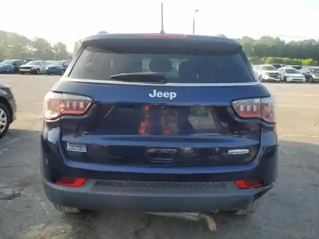3C4NJCBB5JT186724 2018 JEEP COMPASS-5