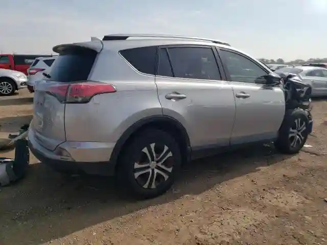 JTMBFREV7JJ226953 2018 TOYOTA RAV4-2