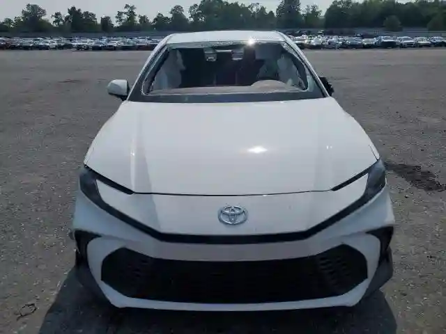 4T1DBADK3SU000532 2025 TOYOTA CAMRY-4