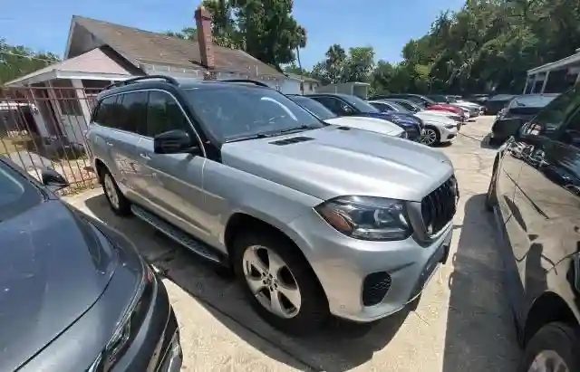 4JGDF6EE4HA953223 2017 MERCEDES-BENZ GLS-CLASS-0