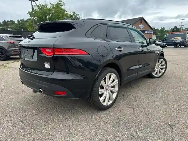 SADCL2BV1HA489771 2017 JAGUAR F-PACE-3