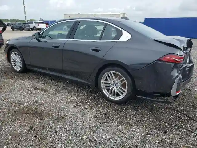 WBA43FJ03SCU25866 2025 BMW 5 SERIES-1