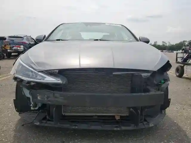 5NPD84LF0KH465899 2019 HYUNDAI ELANTRA-4