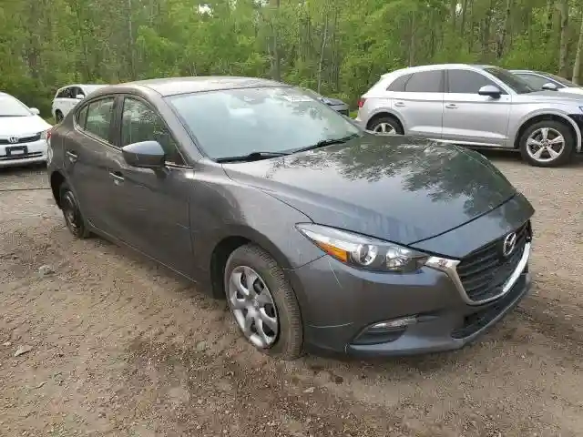 JM1BN1U7XJ1171471 2018 MAZDA 3-3