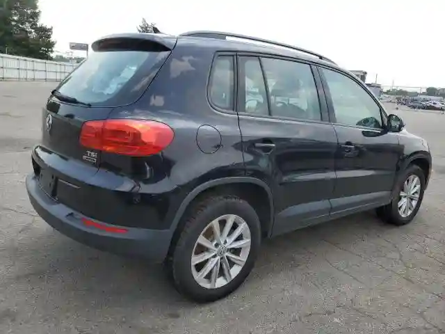 WVGBV7AXXHK047739 2017 VOLKSWAGEN TIGUAN-2