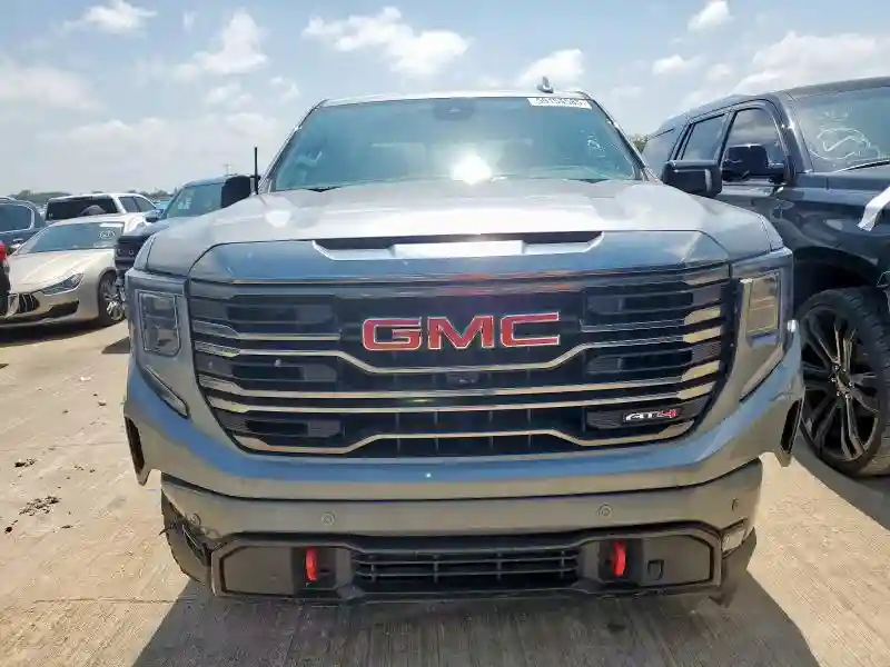1GTUUEE85PZ186223 2023 GMC SIERRA-4