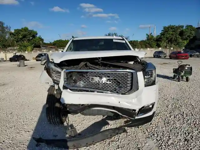 1GKS1GKC9HR237068 2017 GMC YUKON-4