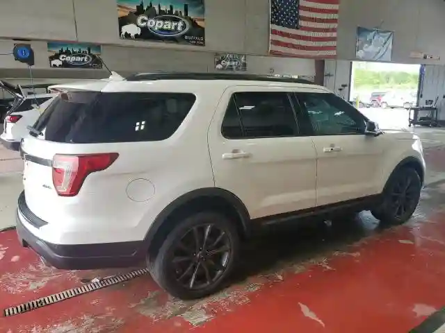 1FM5K8D83JGC60301 2018 FORD EXPLORER-2