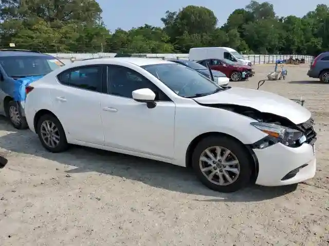 3MZBN1U71JM212747 2018 MAZDA 3-3