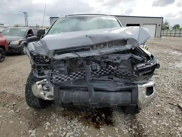 5TFDY5F16KX793774 2019 TOYOTA TUNDRA-4