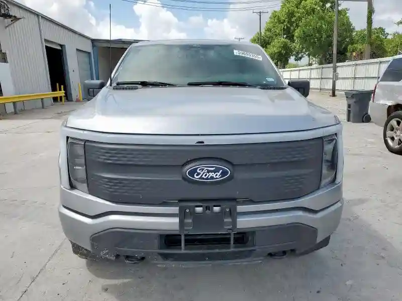1FTVW3LK2RWG25755 2024 FORD F150 LIGHT-4