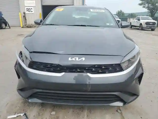 3KPF24AD5RE743058 2024 KIA FORTE-4