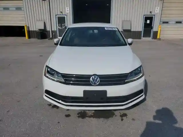3VW2B7AJ4HM402046 2017 VOLKSWAGEN JETTA-4