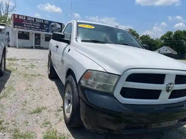 3C6JR6AGXFG687430 2015 RAM 1500-0