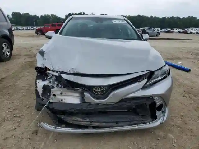 4T1B11HK0JU612741 2018 TOYOTA CAMRY-4