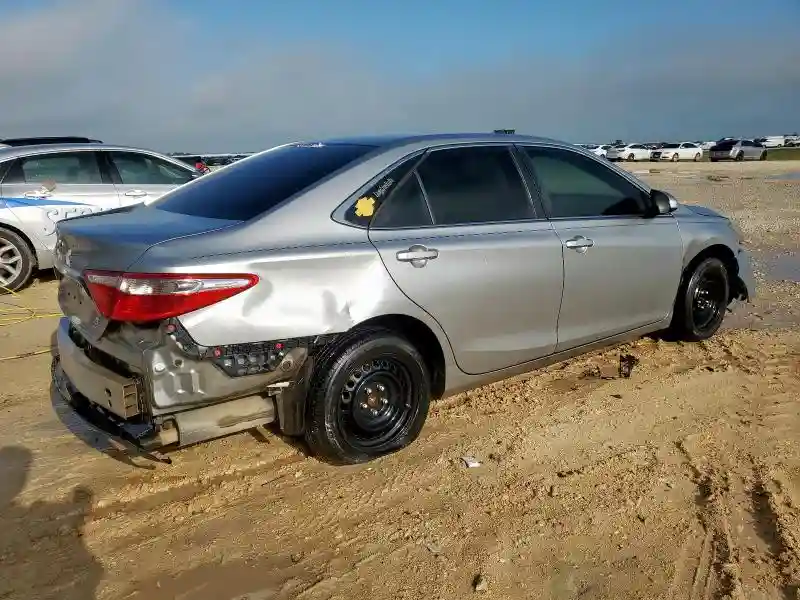 4T1BF1FK7HU306330 2017 TOYOTA CAMRY-2