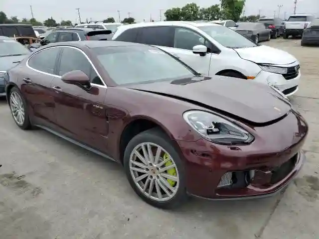 WP0AE2A76JL128093 2018 PORSCHE PANAMERA-3
