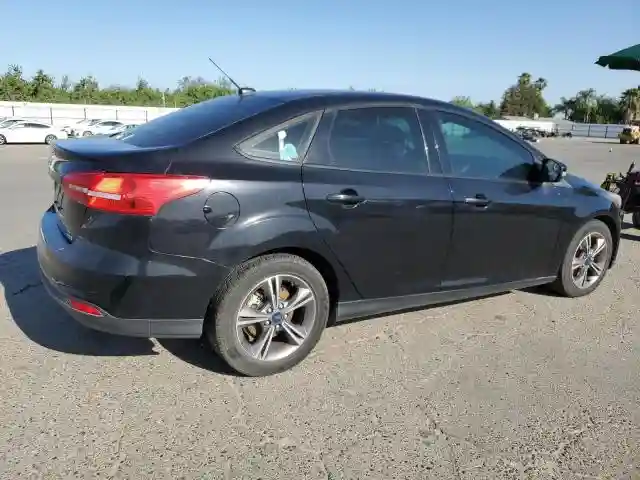 1FADP3FE0HL307928 2017 FORD FOCUS-2