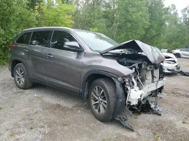 5TDJZRFH3KS568870 2019 TOYOTA HIGHLANDER-3