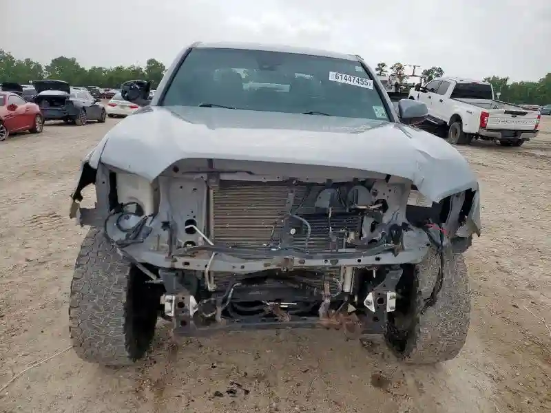 3TMCZ5AN5KM244592 2019 TOYOTA TACOMA-4
