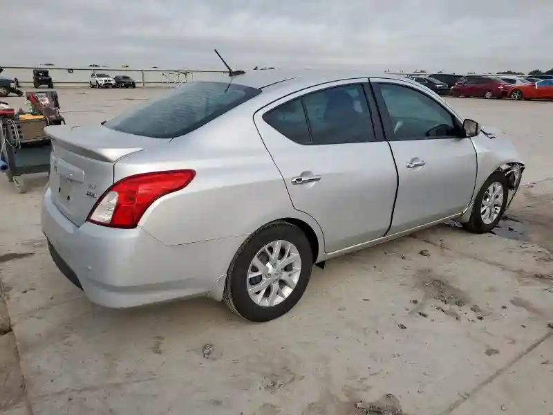 3N1CN7AP8HL891322 2017 NISSAN VERSA-2