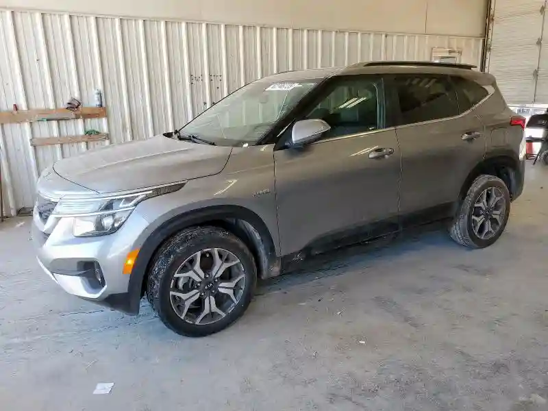 KNDERCAA4M7095597 2021 KIA SELTOS-0