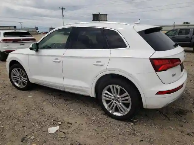 WA1BNAFY1J2110844 2018 AUDI Q5-1