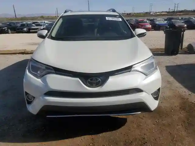 JTMYFREV9JJ203412 2018 TOYOTA RAV4-4