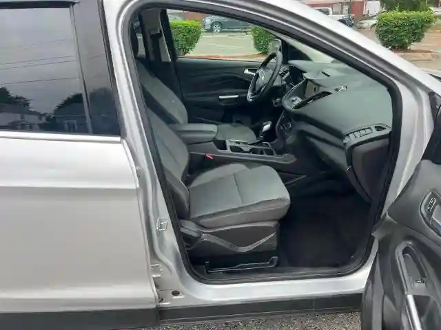1FMCU9GD4JUB01319 2018 FORD ESCAPE-4