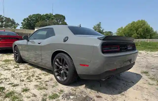 2C3CDZFJ1PH621473 2023 DODGE CHALLENGER-2