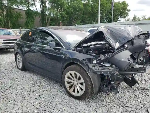 5YJXCDE26LF281122 2020 TESLA MODEL X-3