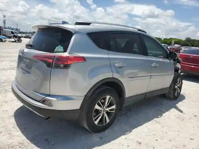 2T3WFREV7JW423768 2018 TOYOTA RAV4-2