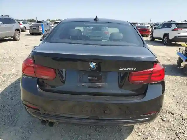 WBA8B9G52JNU98674 2018 BMW 3 SERIES-5