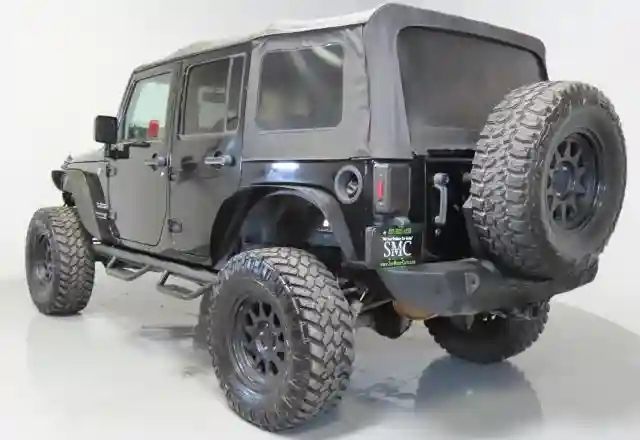 1C4HJWDG8JL927497 2018 JEEP WRANGLER-3