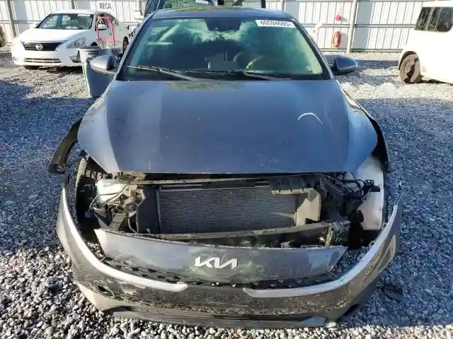 3KPF24AD9RE781618 2024 KIA FORTE-4